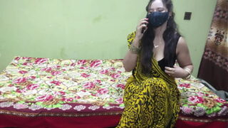 Desi Maid Pussy Fucking Pussy With Owner Scandal Sex Video Video
