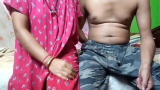 Horny boy eating and fucking desi chut