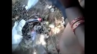[https-video.rajwap.pro] desi village girl outdoor sex with lover for first time
