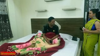 Indian hot bhabhi having hardcore fucking with her lover in a hotel room