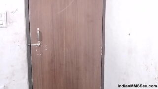 Indian Telugu Bhabhi Gets Wet Pussy Fucked By Her Hot Dever Video