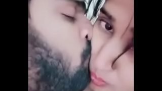 Swathi naidu romance on bed with her boyfriend Video